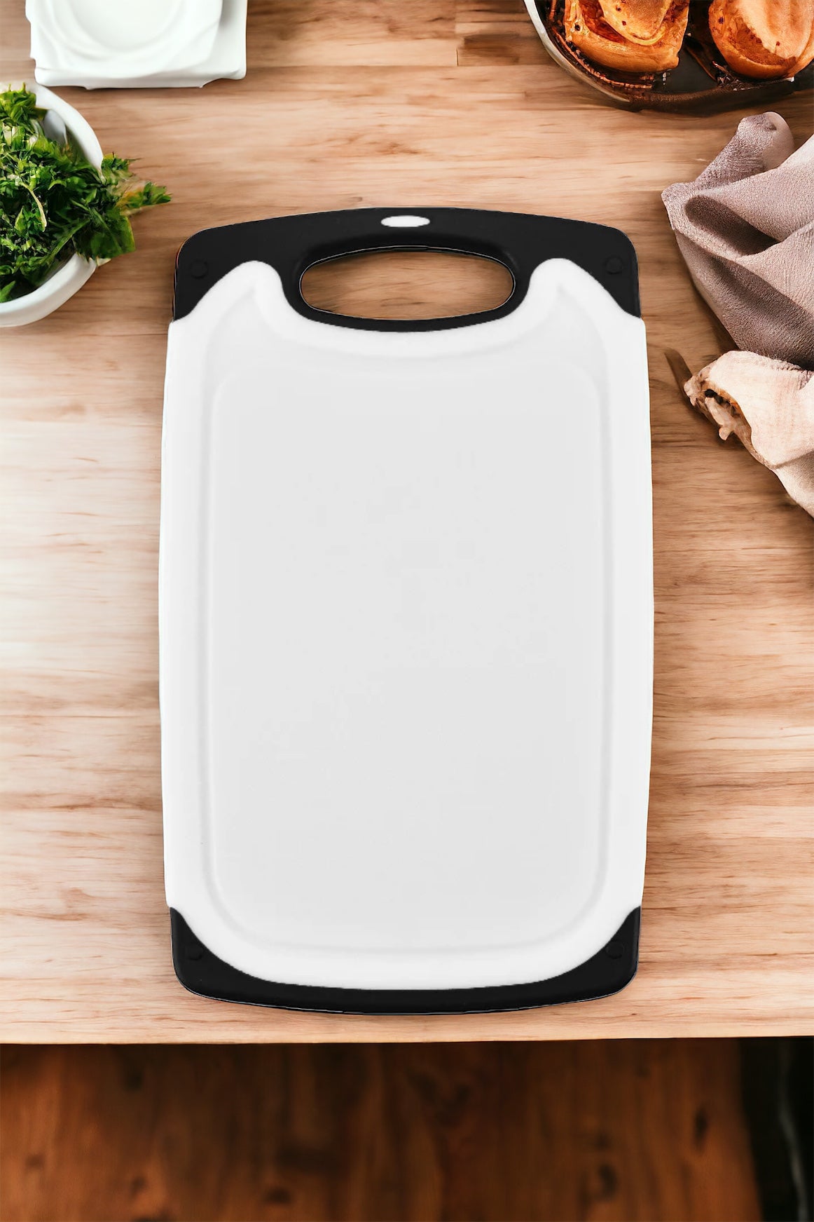 Cutting Boards for Kitchen w/Juice Groove, Non Slip Handles, Reversible - Plastic Cutting Board Set of 3, Dishwasher Safe Cutting Boards for Chopping Meat, Veggies, Fruits, Non-Slip (White/Black)