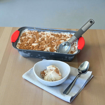 Shaws Cookware Stainless Steel Ice Cream Scoop - Heavy Duty Ice Cream Spoon with Soft Grip Handle, Dishwasher Safe Kitchen Tool, Ice Cream Scooper for Gelato, Sorbet, Cookie Dough - Gray